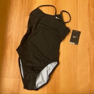Nike Women’s One Piece Bathing Suit